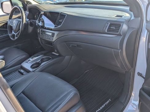 Used 2023 Honda Passport EX-L image 18