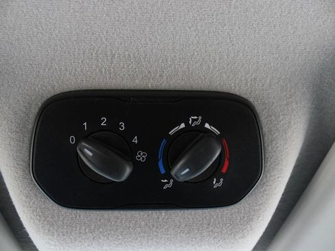 Used 2019 Ford Transit 150 XLT image 45