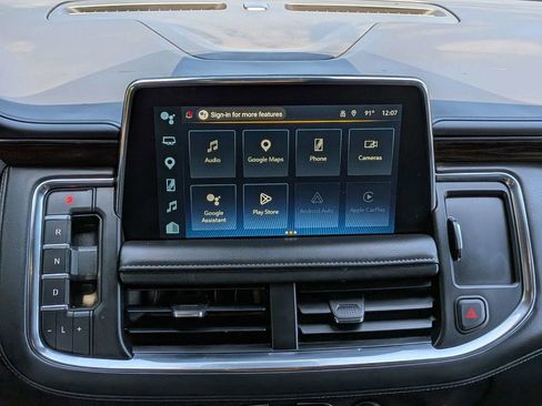 Used 2023 Chevrolet Tahoe Z71 w/ Z71 Off-Road Package AWD/4WD image 20