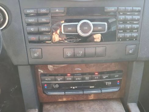 Used 2012 Mercedes-Benz E 350 E 350 4MATIC Sedan 4D image 20