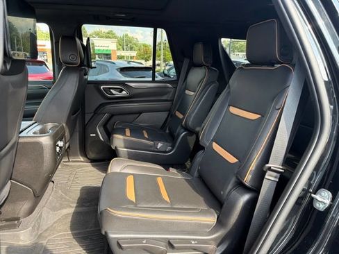 Used 2023 GMC Yukon AT4 w/ AT4 Premium Plus Package AWD/4WD image 15