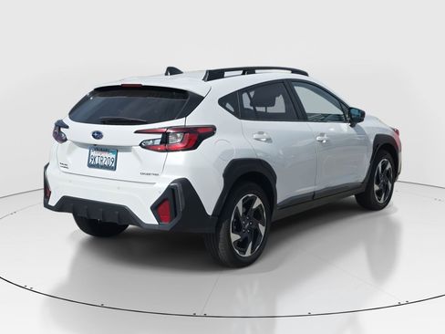 Used 2024 Subaru Crosstrek 2.5i Limited w/ Crosstrek Mirror Package image 5