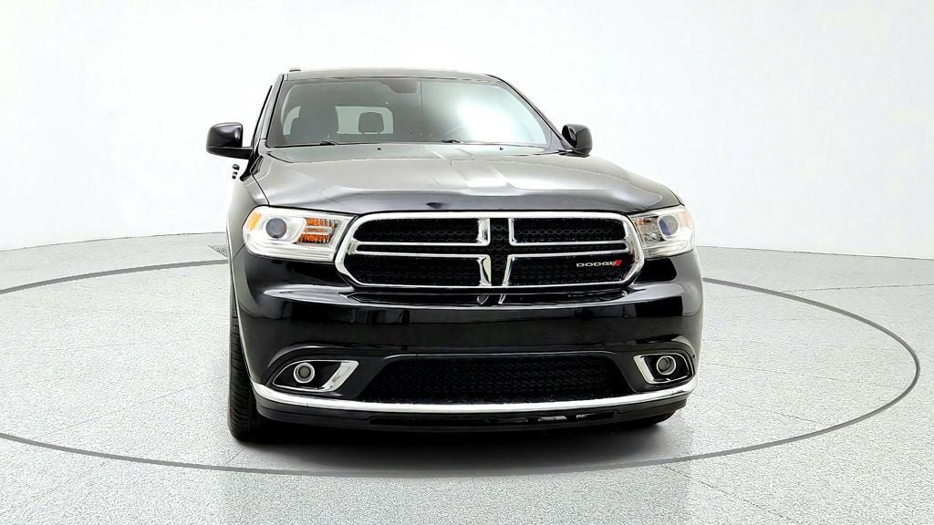 Used 2019 Dodge Durango SXT RWD image 2