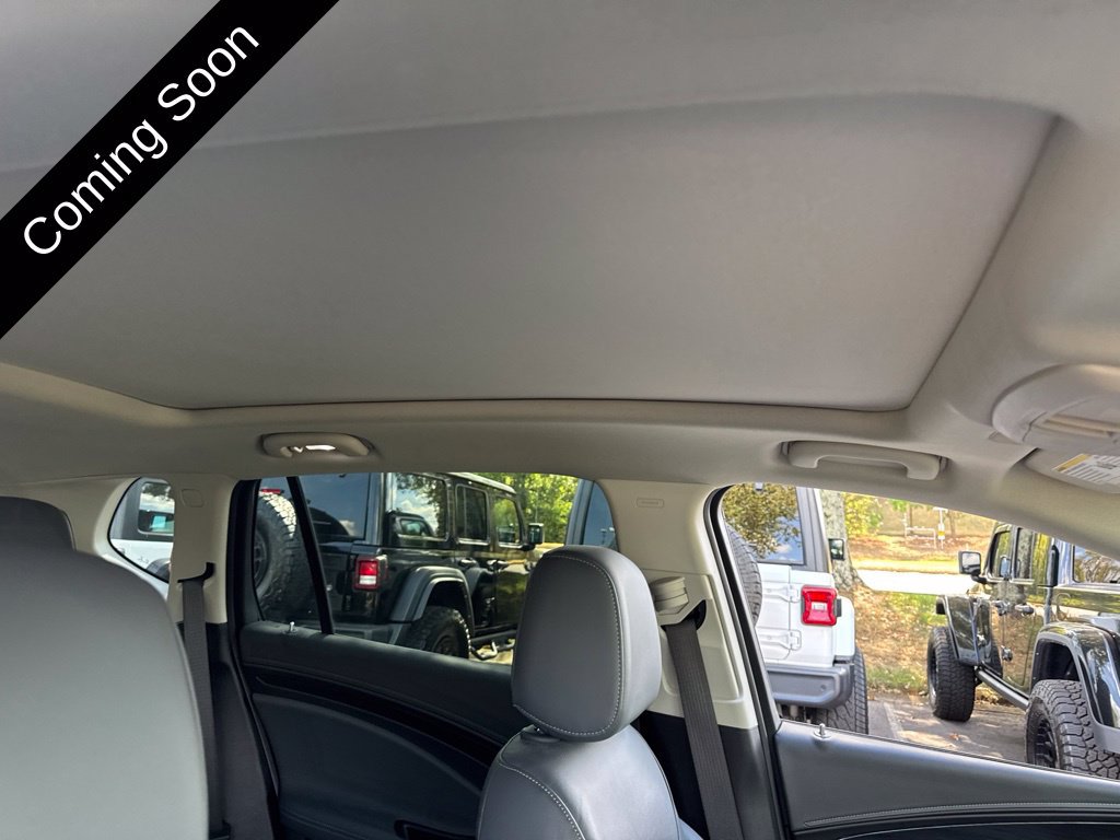 Used 2020 Buick Envision Essence w/ Experience Buick Package FWD image 15