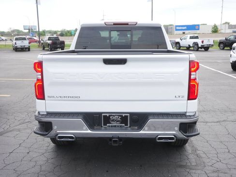 Used 2025 Chevrolet Silverado 1500 LTZ w/ LTZ Convenience Package II AWD/4WD image 11
