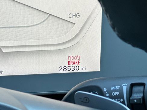 Used 2024 Hyundai Ioniq 5 Limited image 31