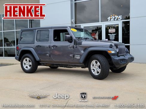 Used 2018 Jeep Wrangler Unlimited Sport S AWD/4WD image 1