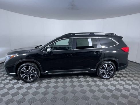 Used 2023 Subaru Ascent Limited w/ Technology Package image 4