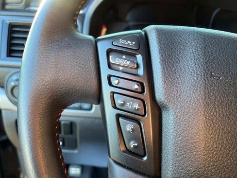 Used 2024 Nissan Titan PRO-4X w/ Pro-4x Convenience Package image 29