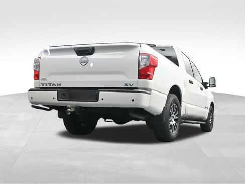 Used 2024 Nissan Titan SV w/ SV Convenience Package RWD image 24