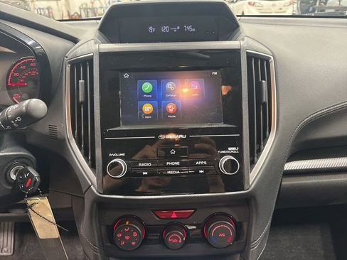 Used 2019 Subaru Impreza 2.0i image 12