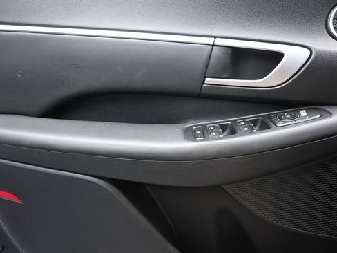 Used 2024 Hyundai Sonata SEL FWD image 16