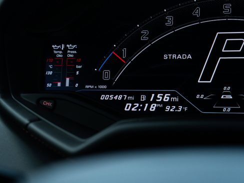 Used 2023 Lamborghini Huracan Tecnica RWD image 12