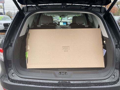 New 2025 Lincoln Aviator 2WD w/ Equipment Group 101A image 15