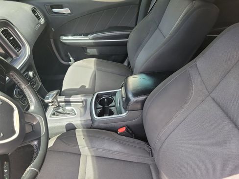 Used 2020 Dodge Charger SXT RWD image 14