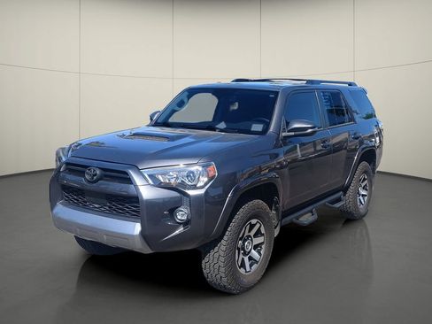 Used 2021 Toyota 4Runner TRD Off-Road Premium w/ Moonroof Package AWD/4WD image 3
