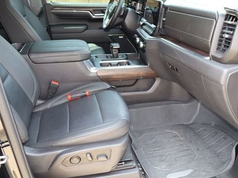 Certified 2024 GMC Sierra 1500 SLT RWD image 16