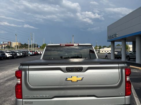 Used 2025 Chevrolet Silverado 1500 LT w/ Protection Package RWD image 4