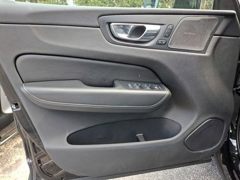 Used 2021 Volvo XC60 T6 Inscription w/ Advanced Package image 12