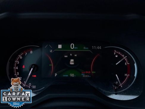 Used 2025 Toyota RAV4 XLE FWD image 12
