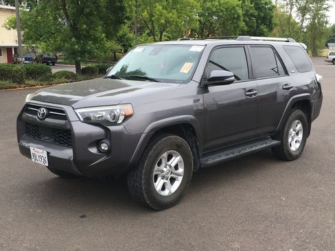 Used 2021 Toyota 4Runner SR5 Premium w/ Moonroof Package AWD/4WD image 1