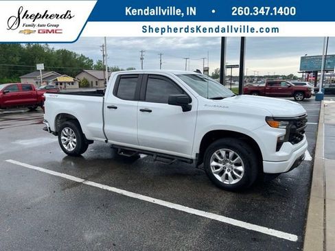 Used 2024 Chevrolet Silverado 1500 Custom AWD/4WD image 1