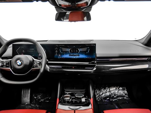 Used 2025 BMW 530i RWD image 20