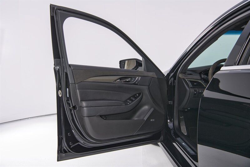 Used 2018 Cadillac CTS V w/ Carbon Fiber Package RWD image 18