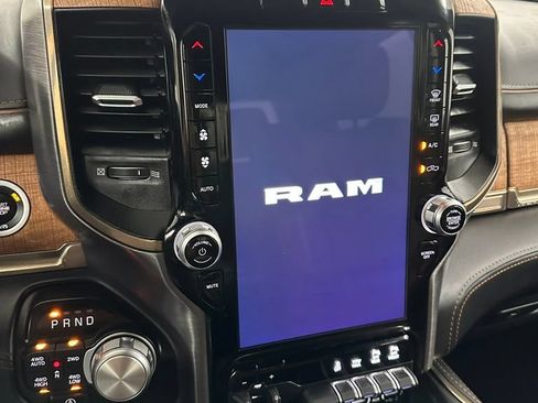 Used 2022 RAM 1500 Limited AWD/4WD image 16