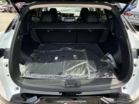 New 2026 Nissan Murano Platinum w/ Technology Package AWD/4WD image 14
