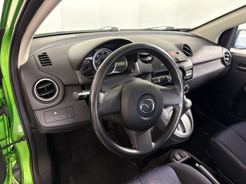 Used 2011 MAZDA MAZDA2 Sport FWD image 4