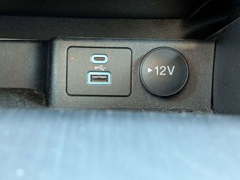 Used 2022 Ford Escape SEL w/ Technology Package image 32