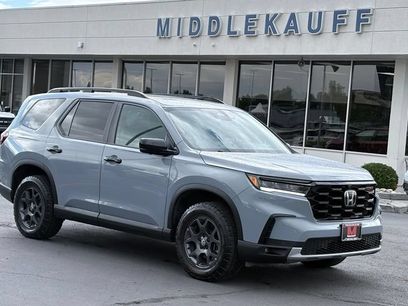 Used 2025 Honda Pilot TrailSport