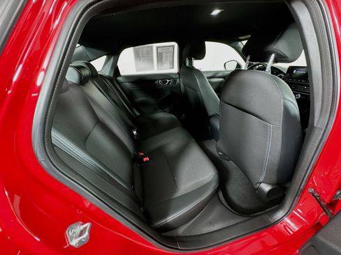 Used 2023 Honda Civic Sport image 28