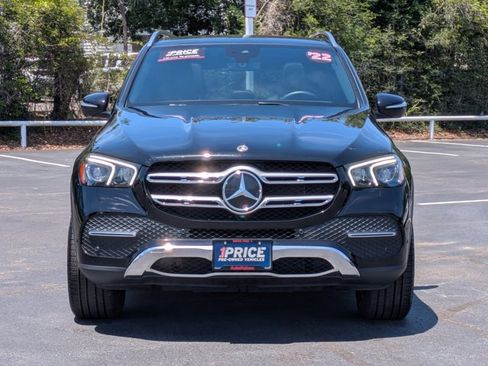 Used 2022 Mercedes-Benz GLE 350 4MATIC w/ Premium Package image 2