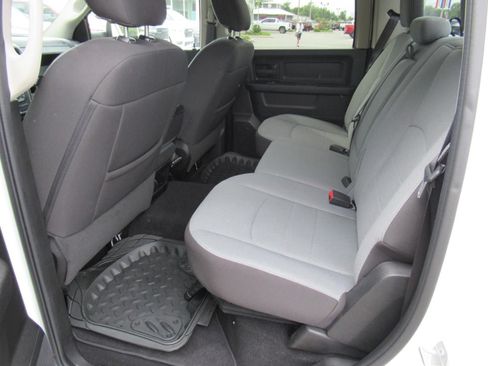 Certified 2023 RAM 1500 Tradesman w/ Tradesman SXT Package RWD image 32