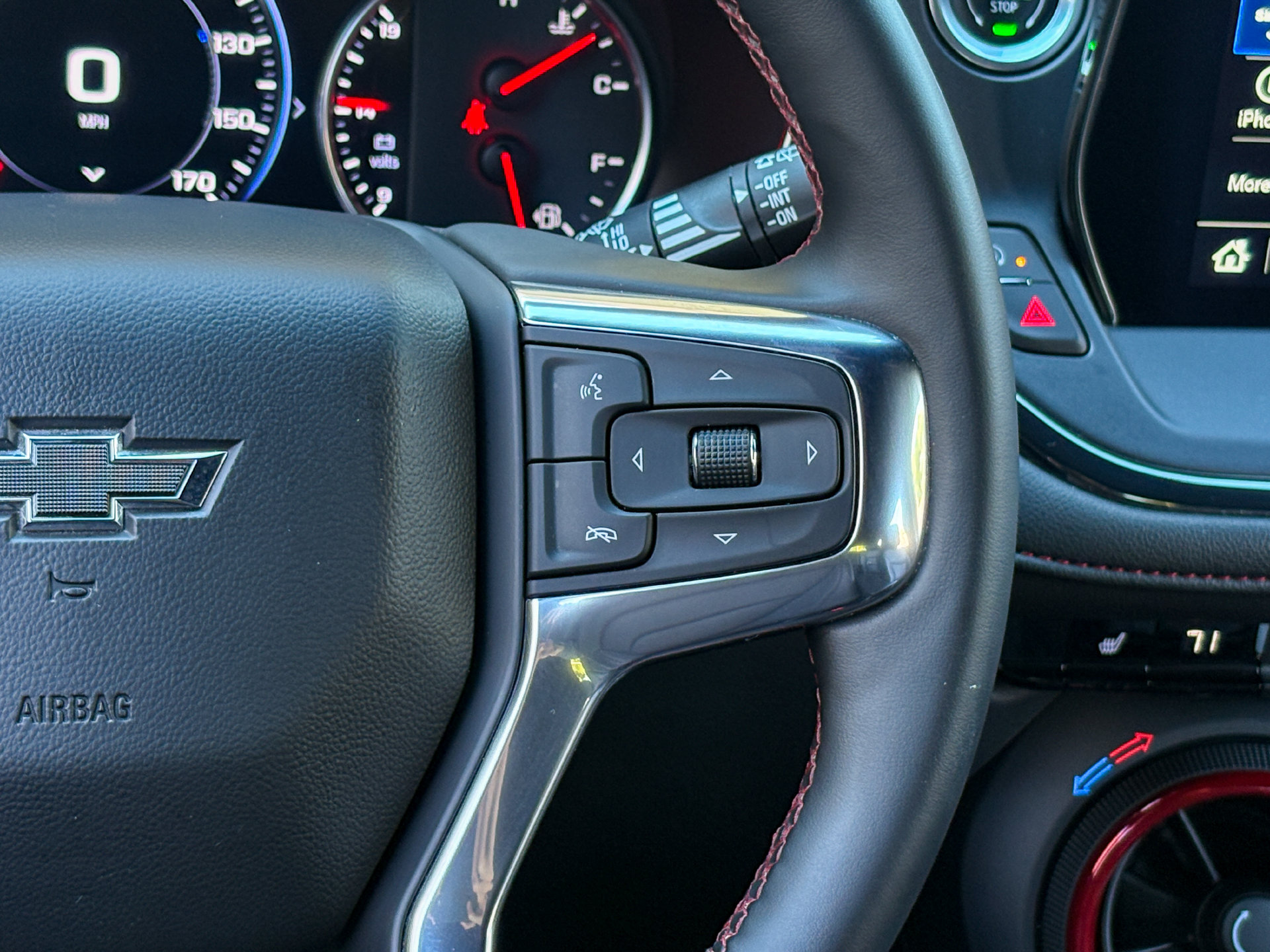 Used 2023 Chevrolet Blazer RS FWD image 21