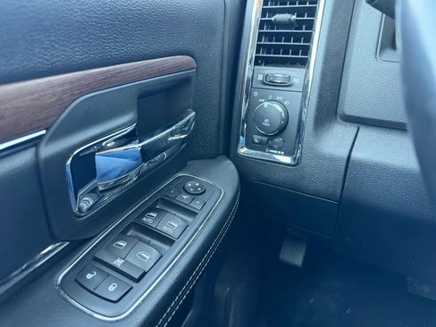 Used 2017 RAM 3500 Laramie image 30