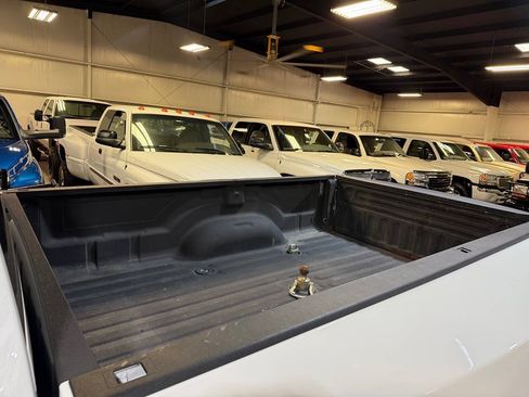 Used 2018 RAM 3500 Laramie RWD image 60
