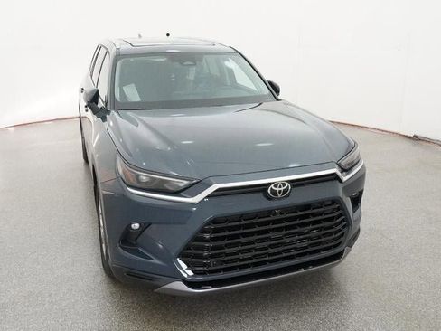New 2026 Toyota Grand Highlander Limited image 14