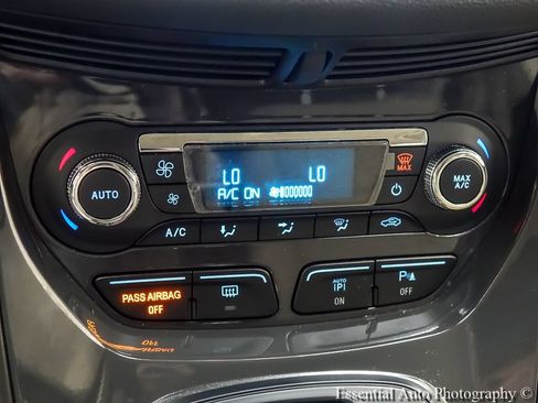 Used 2016 Ford Escape Titanium w/ Equipment Group 301A FWD image 18