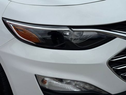 Used 2023 Chevrolet Malibu LT FWD image 13