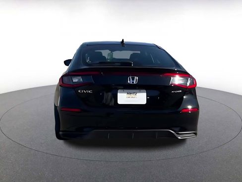 Used 2024 Honda Civic Sport image 11