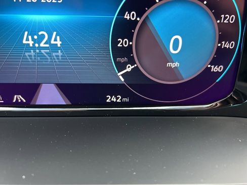 New 2026 Volkswagen Atlas SE image 25