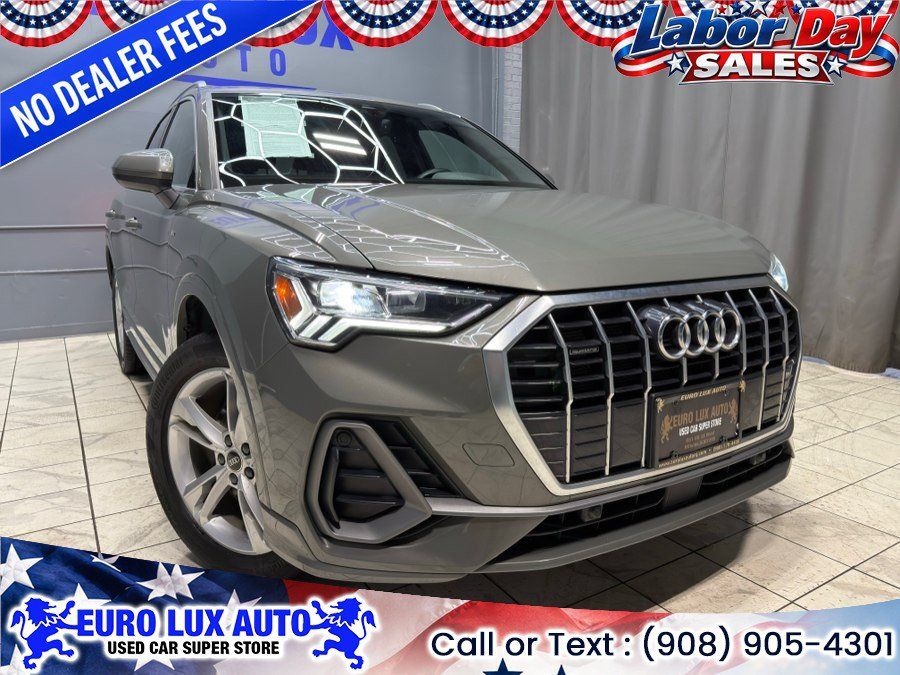 Used 2023 Audi Q3 2.0T Premium w/ Convenience Package AWD/4WD image 4