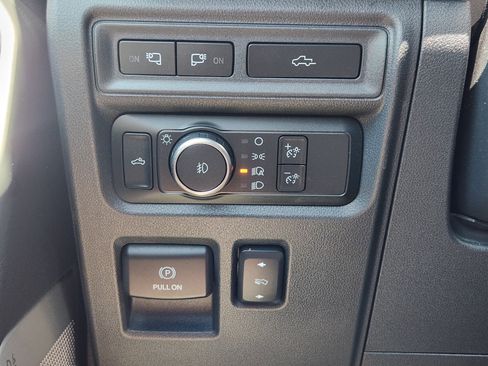 Used 2021 Ford F150 Lariat w/ Equipment Group 502A High AWD/4WD image 22