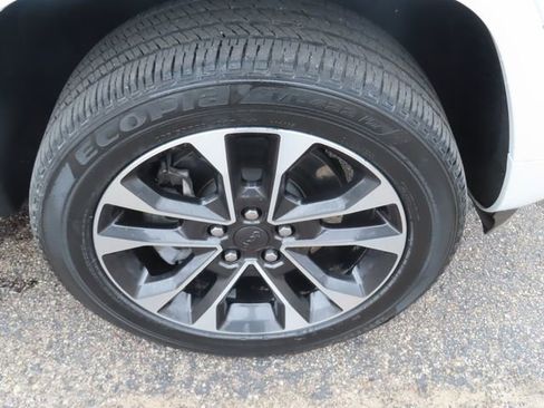 Used 2023 Jeep Grand Cherokee L Overland AWD/4WD image 16