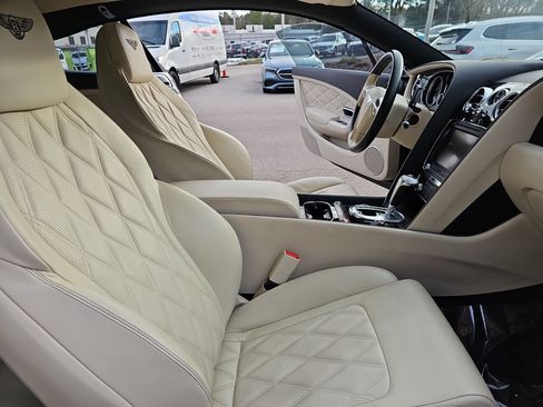 Used 2014 Bentley Continental GT image 10