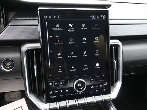 Used 2024 GMC Acadia Elevation image 13