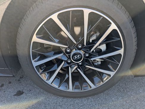 Used 2021 Hyundai Sonata Limited FWD image 12